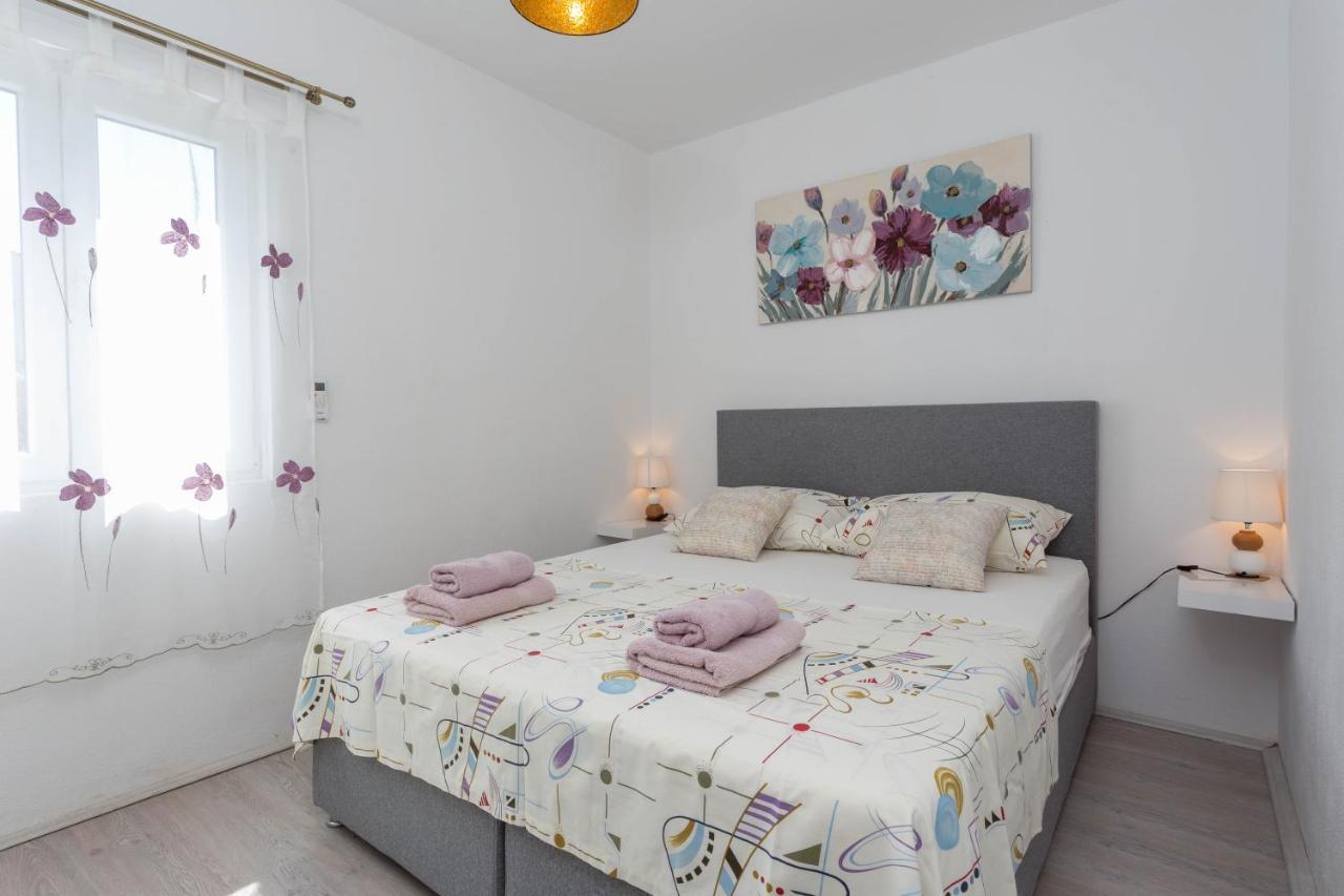 Apartments Edi - Zf Hvar هفار المظهر الخارجي الصورة