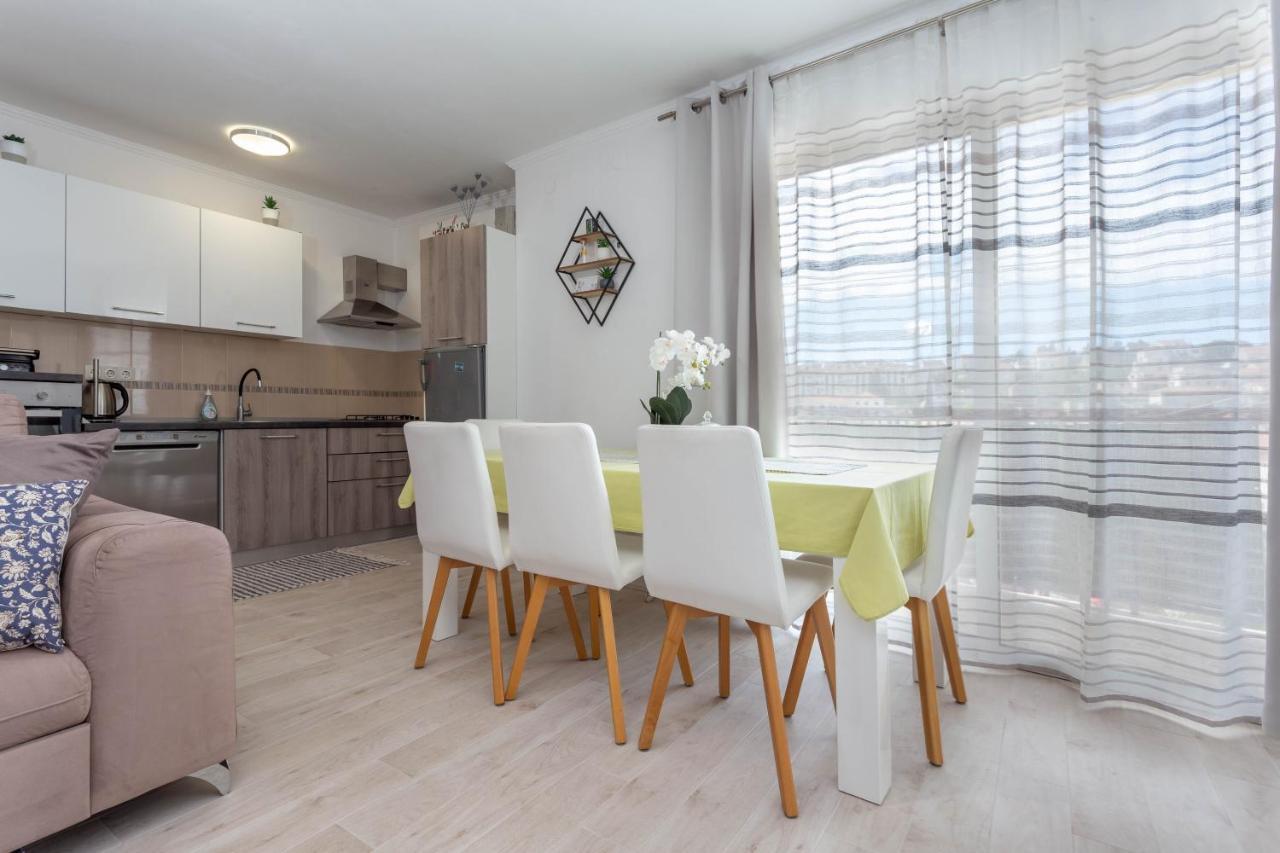 Apartments Edi - Zf Hvar هفار المظهر الخارجي الصورة