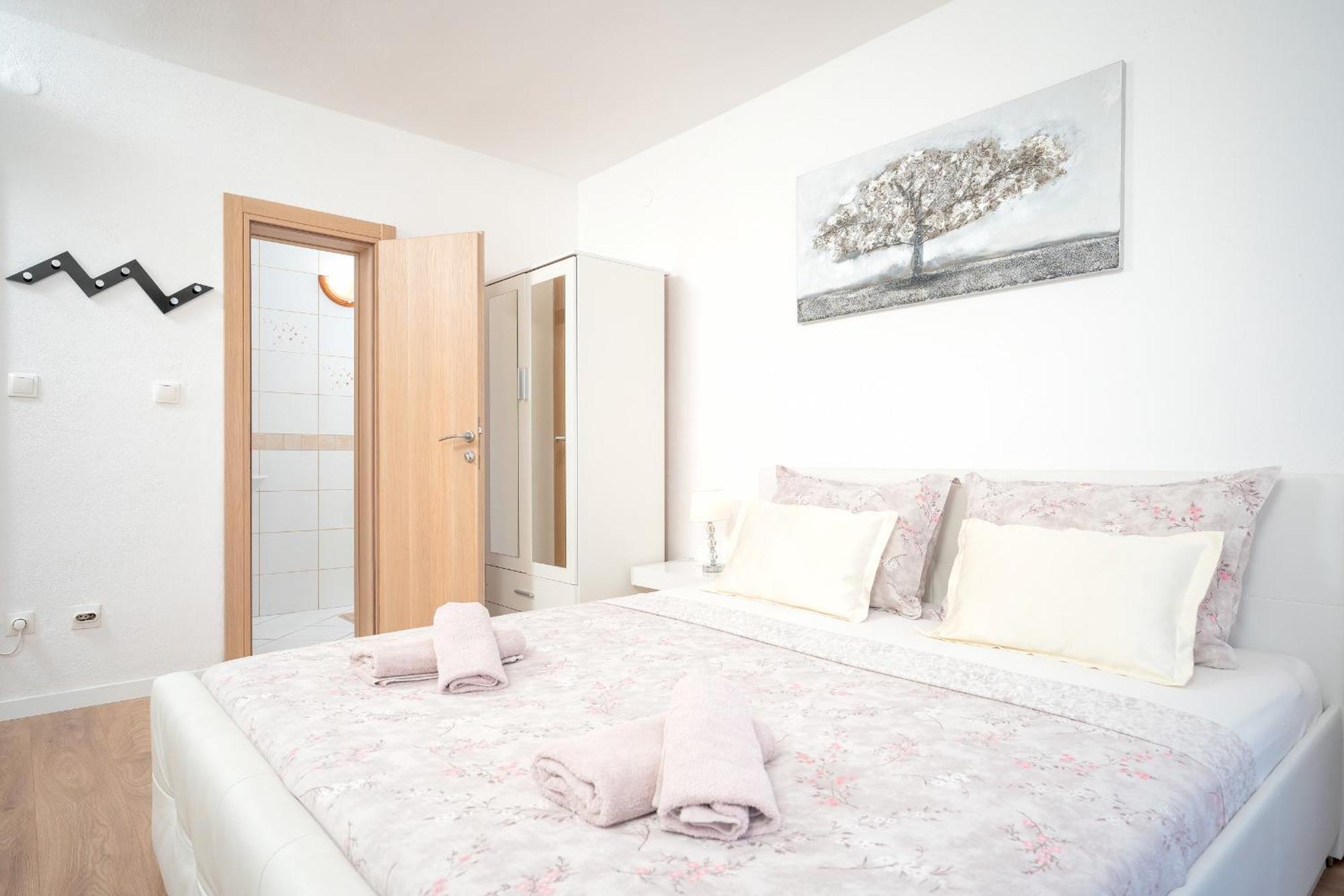 Apartments Edi - Zf Hvar هفار المظهر الخارجي الصورة