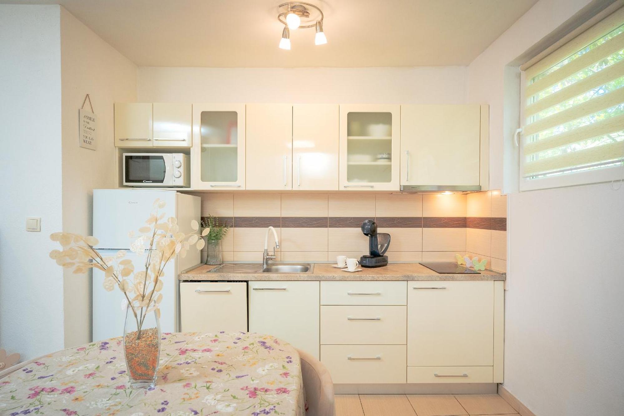 Apartments Edi - Zf Hvar هفار المظهر الخارجي الصورة
