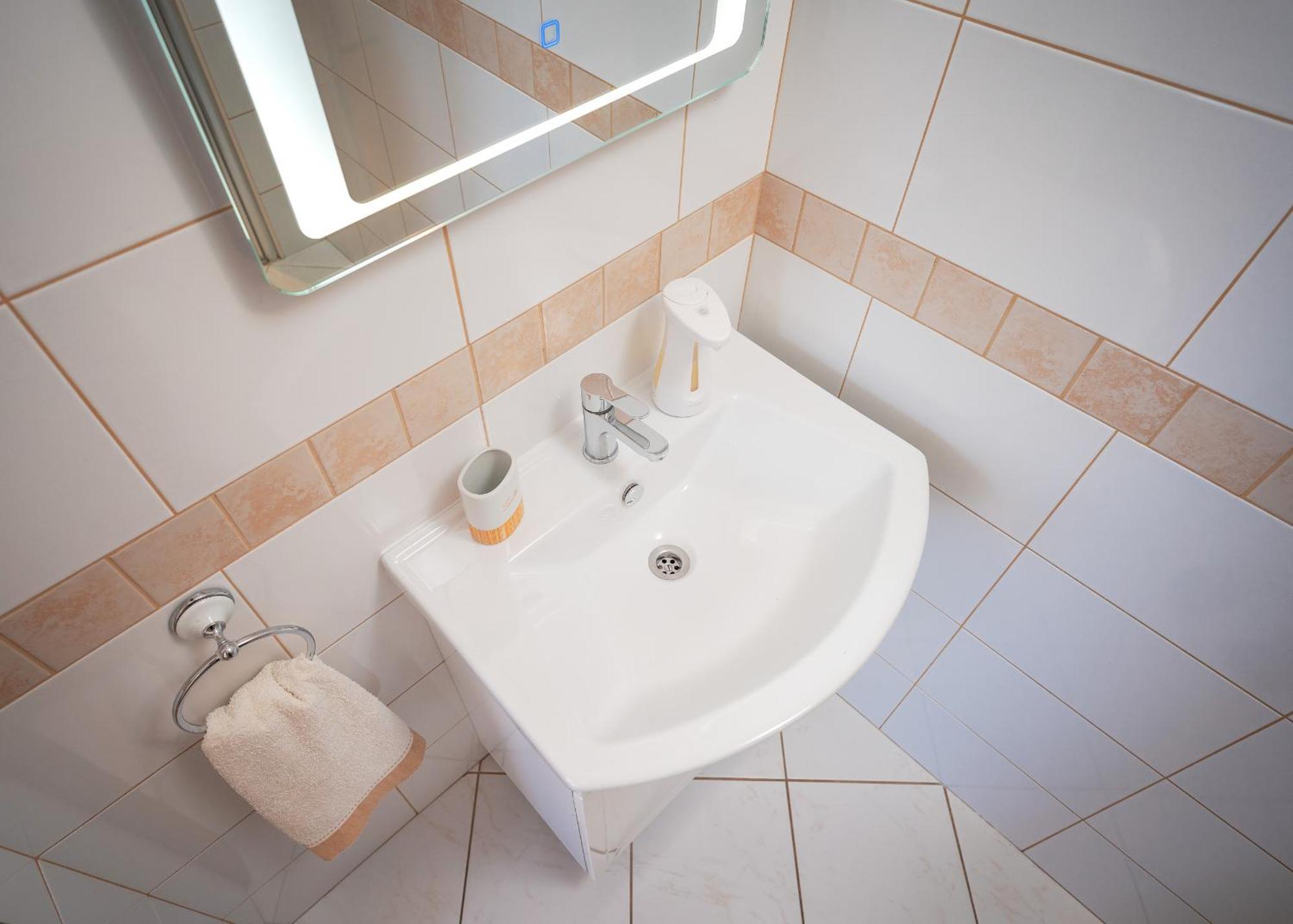 Apartments Edi - Zf Hvar هفار المظهر الخارجي الصورة
